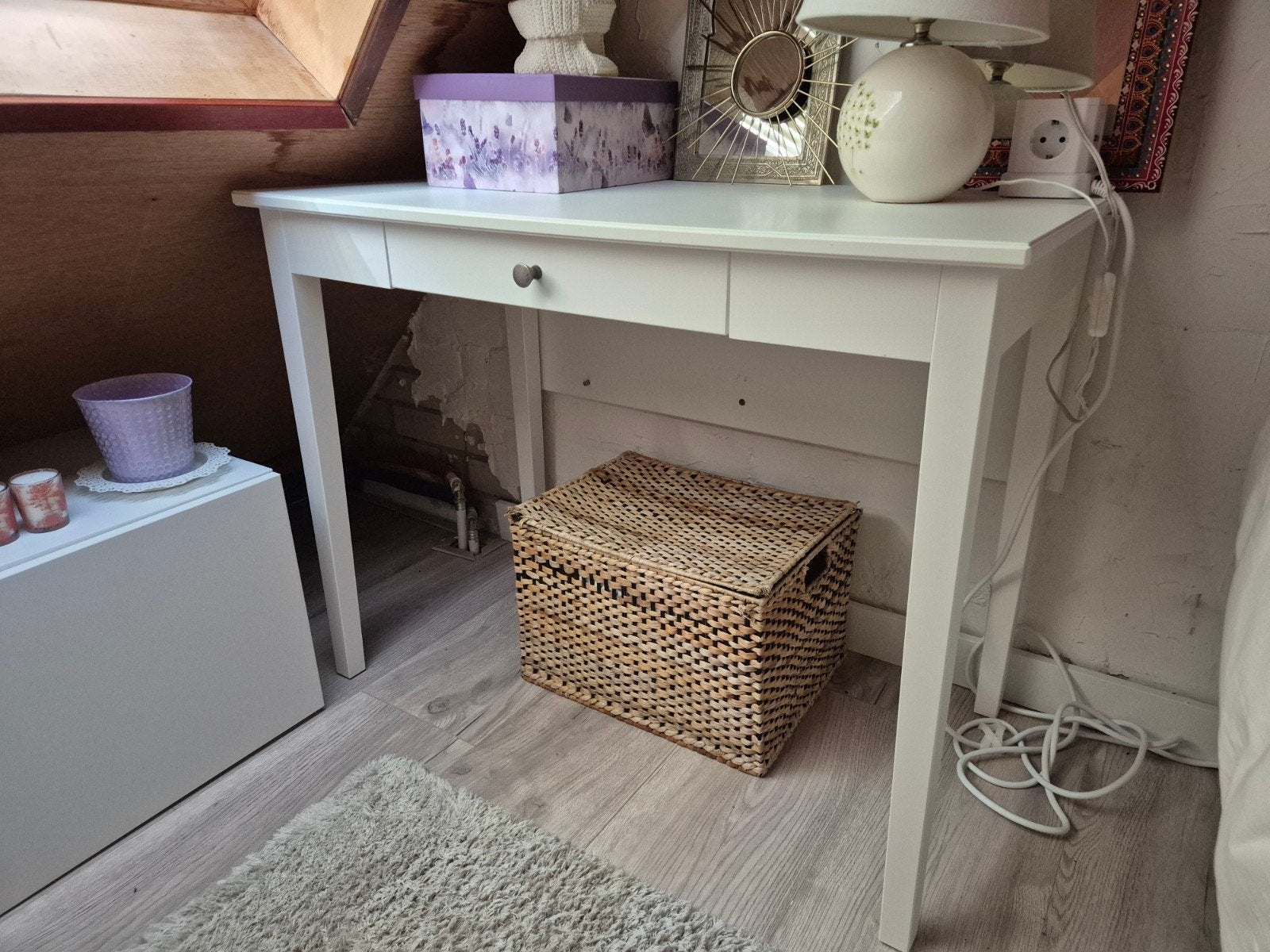 Tafel - Wit, Compact en extendable. heel Praktisch, Huis en Inrichting, Ophalen, Gebruikt, 100 tot 150 cm, Modern, Scandinavisch