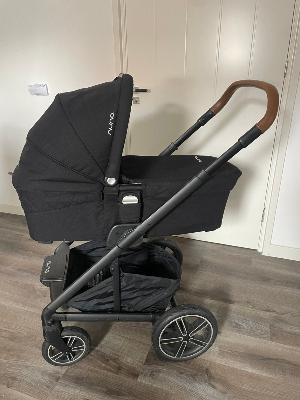 Uitgebreide nuna kinderwagenset incl 2 autostoelen + base, Ophalen, Gebruikt, Overige merken