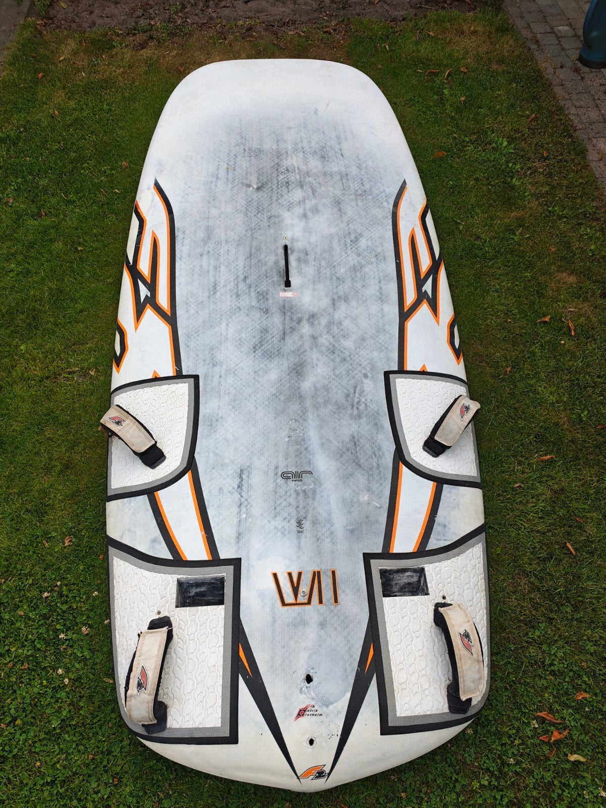 ​F2 FX VII Air Inside - High-End Slalom/Speed Windsurfboard, Watersport en Boten, Ophalen, Plank