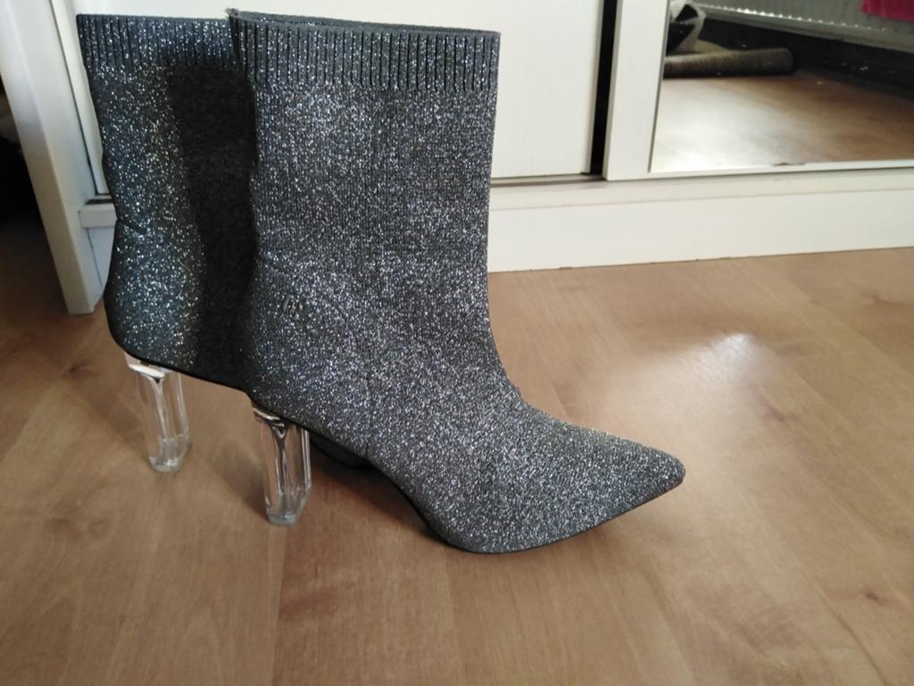 Zilverkleurige glitter laarzen, Overige kleuren, Lage of Enkellaarzen, Ophalen of Verzenden, Zo goed als nieuw