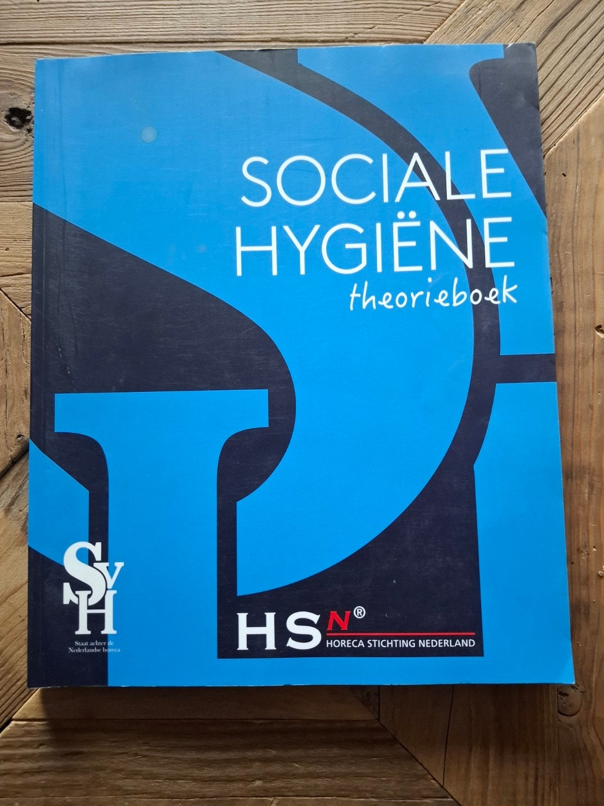 Cursusboek HSN: De beste opleider voor de Horeca, Ophalen of Verzenden, Zo goed als nieuw, MBO, HSN Horeca Stichting Nederland