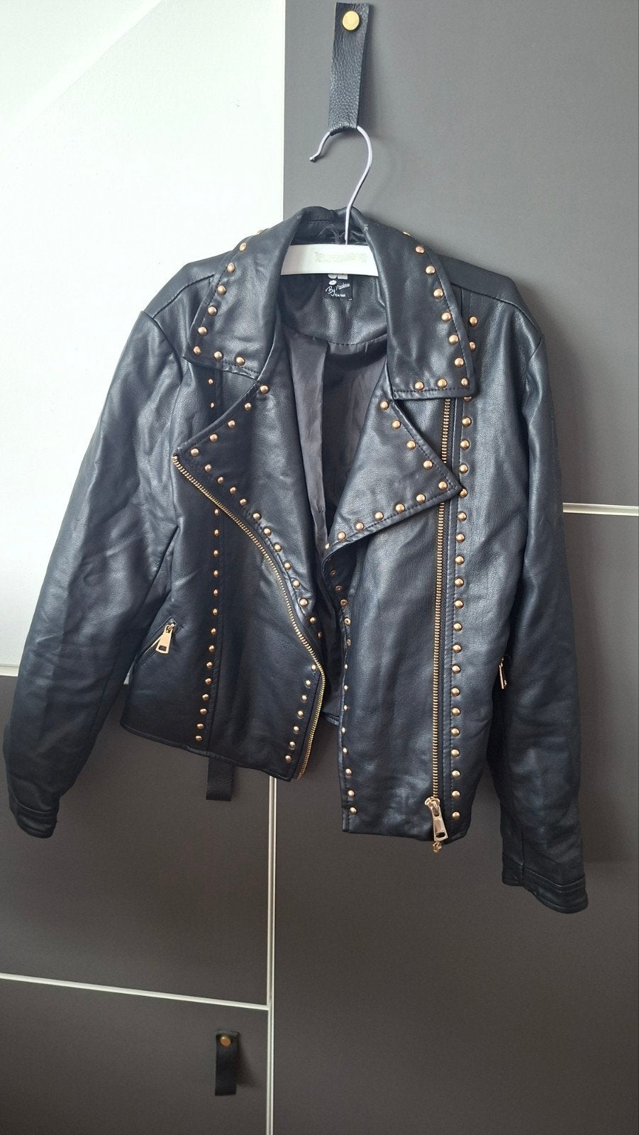 Stoere JM By Nicolette bikerjack met studs - maat 134/140, Gebruikt, Meisje, Ophalen of Verzenden, JM By Nicolette