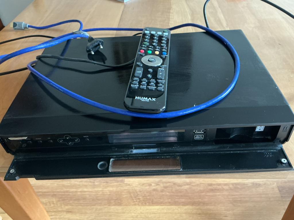 Humax IHDR-5200C + alle snoeren+ afstandsbediening+ usb adap, Ophalen of Verzenden, Zo goed als nieuw