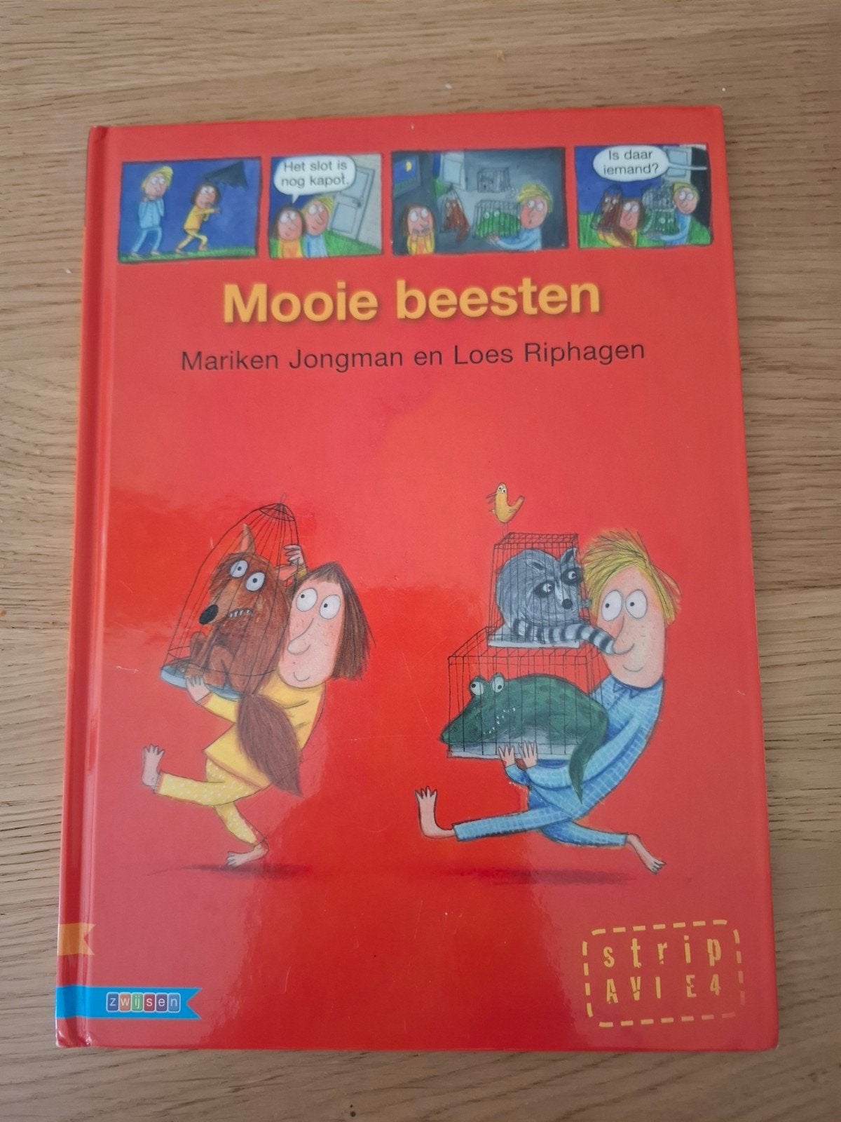 Mooie beesten - Mariken Jongman en Loes Riphagen, Non-fictie, Ophalen of Verzenden, Zo goed als nieuw, Mariken jongman en loes riphagen