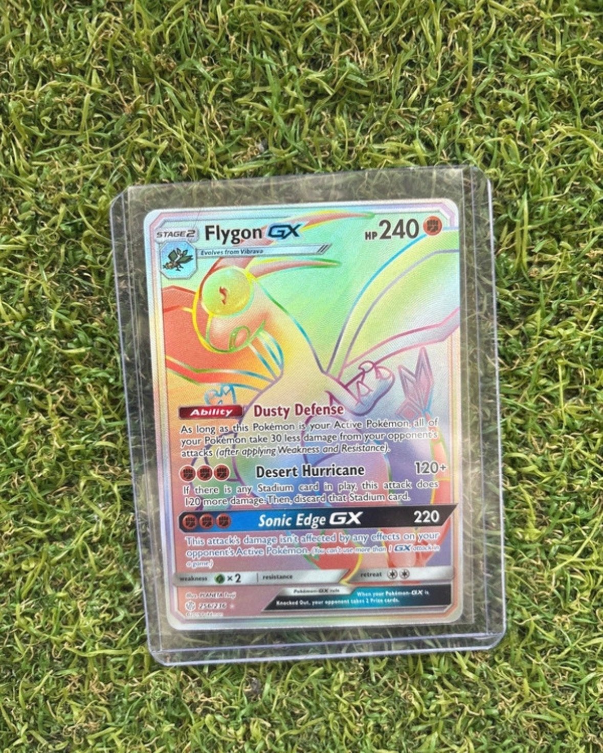 Flygon GX (CEC 256) Cosmic Eclipse - Rainbow Rare Pokémon Ka, Ophalen of Verzenden, Zo goed als nieuw, Losse kaart, Foil