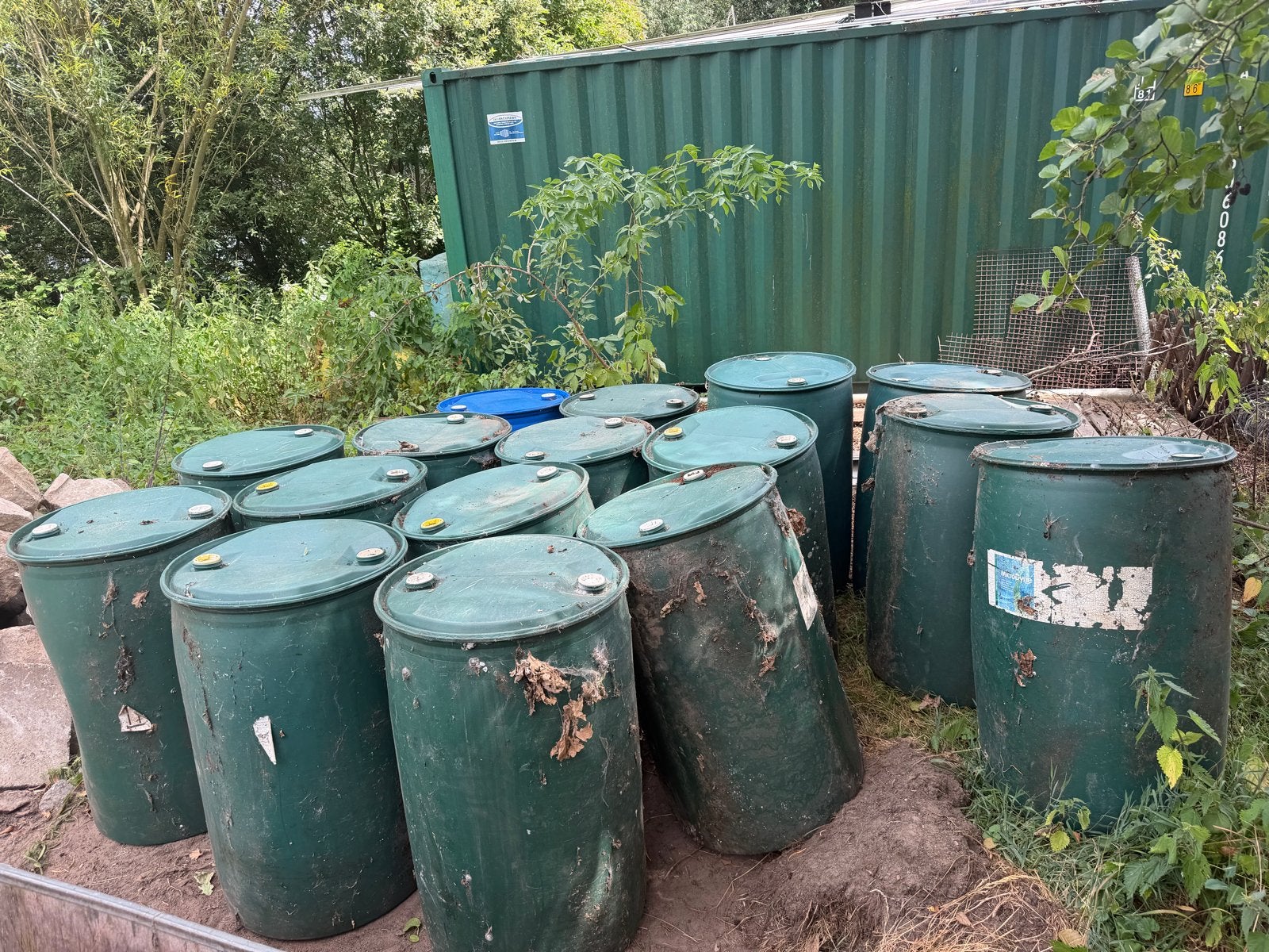 Regentonnen / Voedertonnen - Diverse toepassingen, Tuin en Terras, Regentonnen, 150 liter of meer, Ophalen of Verzenden, Gebruikt