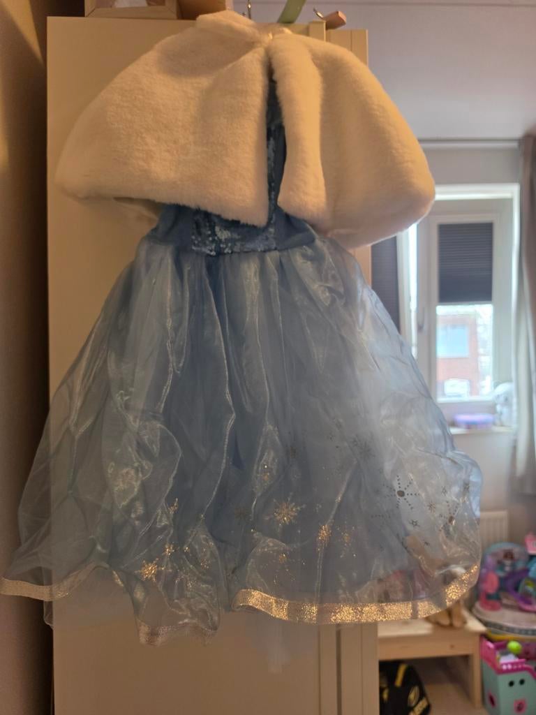 Elsa jurkje Frozen maat 98/104 met cape, Ophalen of Verzenden, Gebruikt, 104 of kleiner, Meisje