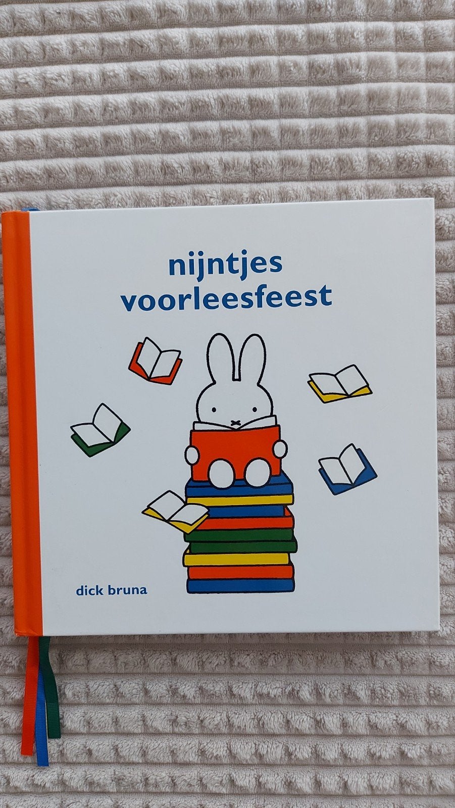 Nijntjes Voorleesfeest - 65 jaar Nijntje verzamelbundel, Ophalen of Verzenden, Zo goed als nieuw, Dick Bruna