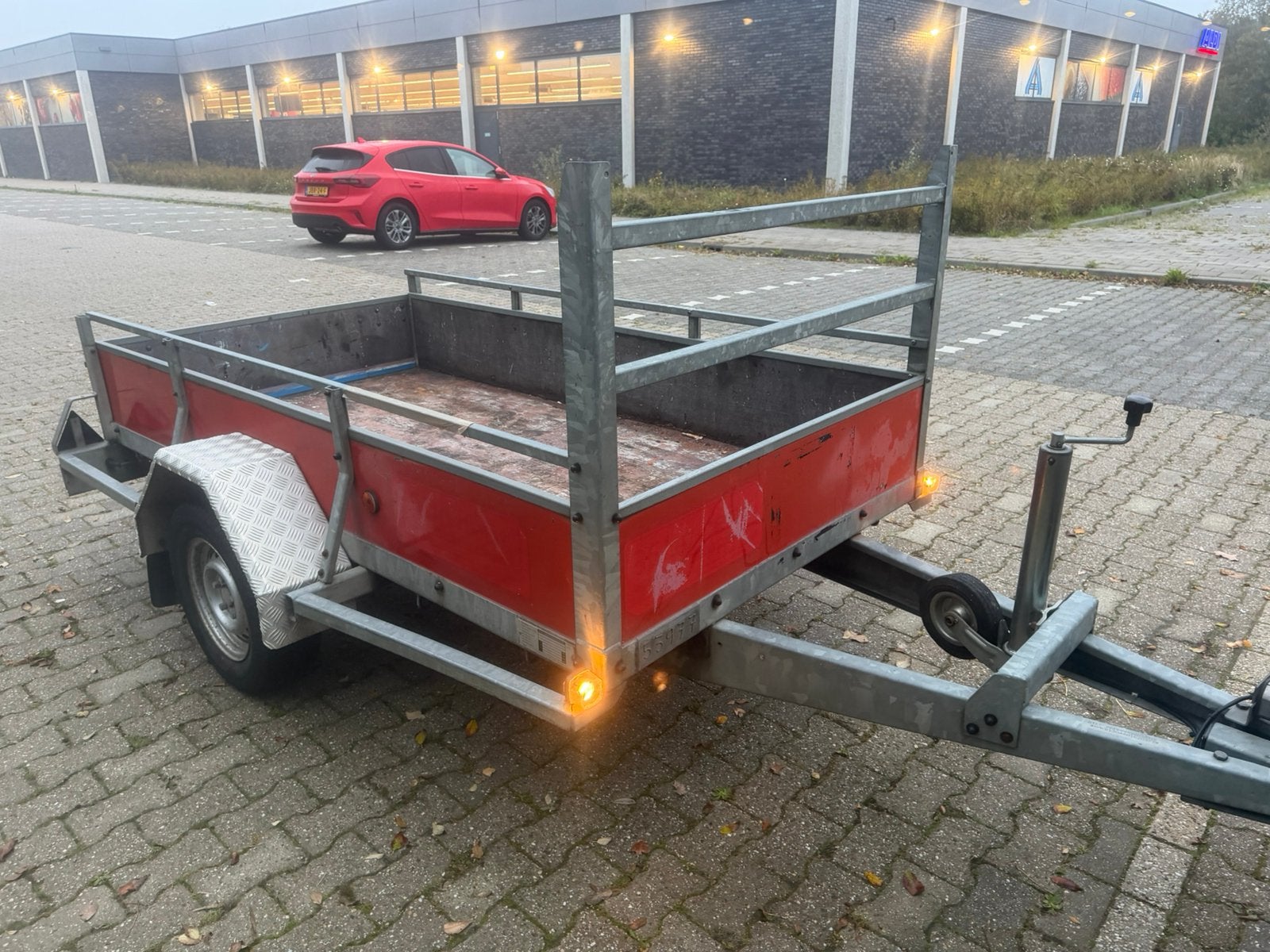 Atec enkelas aanhanger 257x130cm 750kg, Ophalen, Gebruikt