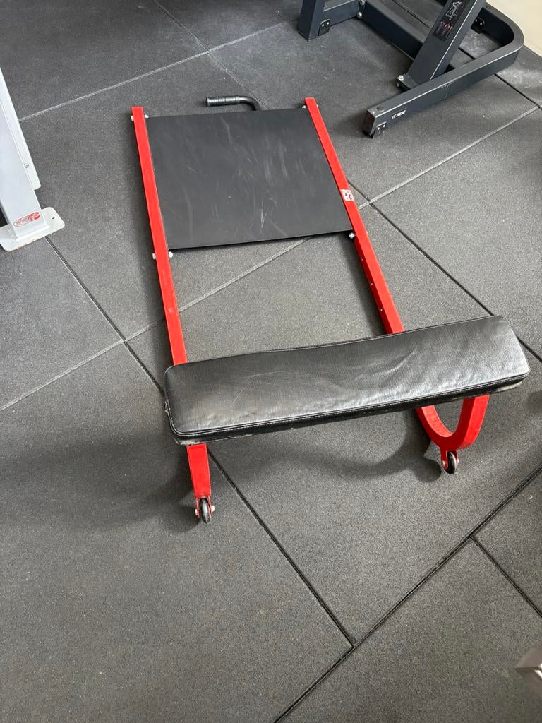 Hip thrust bench, Ophalen, Zo goed als nieuw, Krachtstation