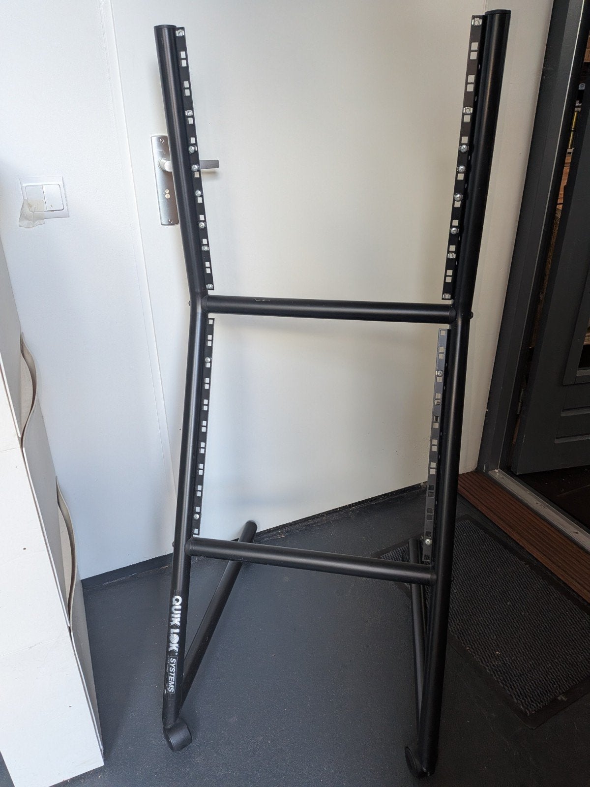 19 inch audio rack Quik Lok Systems, Ophalen, Gebruikt, Instrumentstandaard, Overige instrumenten