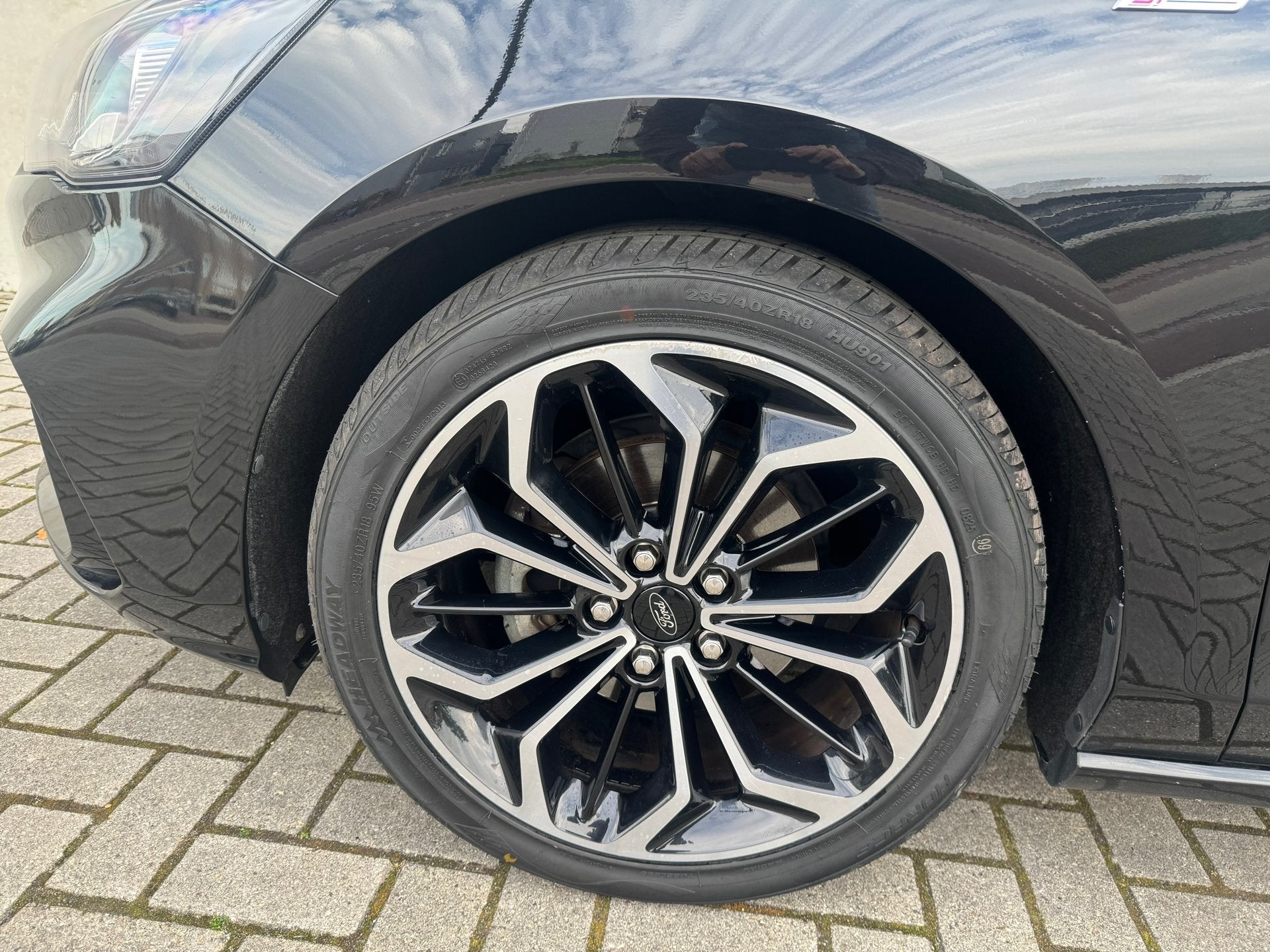 Ford Focus 1.0 EcoBoost ST Line Business NAV CRUISE 18 INCH, Auto's, 125 pk, Alcantara, Zwart, Origineel Nederlands