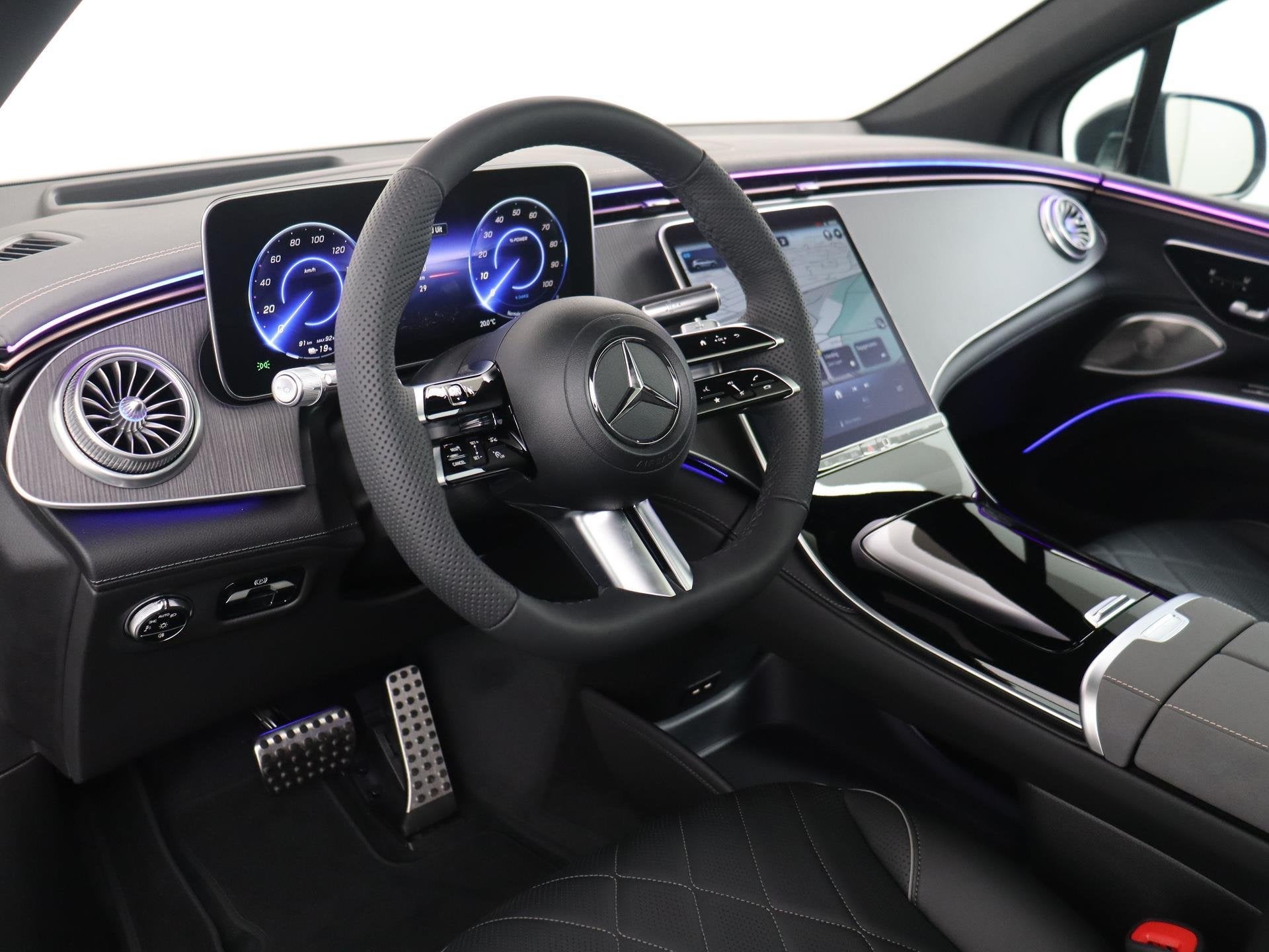 Mercedes-Benz EQS SUV 450 4MATIC AMG Line 108 kWh | Schuif -, Automaat, Zwart, Vierwielaandrijving, EQS