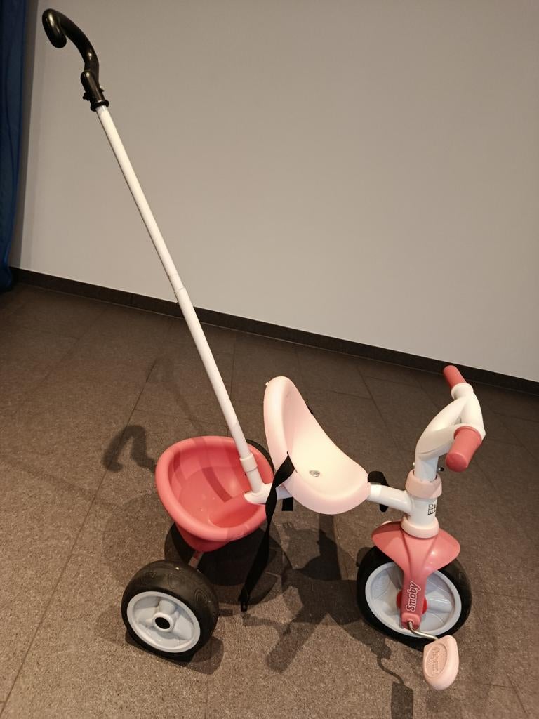 Smoby be move driewieler in goede staat aangeboden, Ophalen, Duwstang