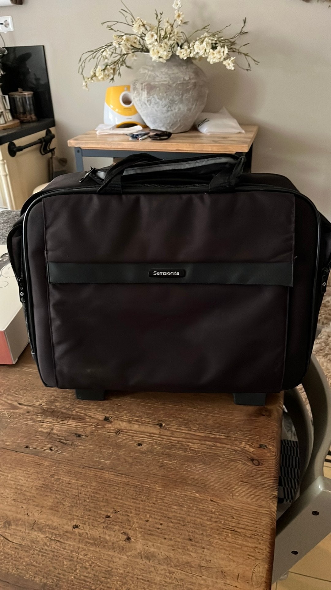Laptoptas trolley, Ophalen of Verzenden, 17 inch of meer, Zo goed als nieuw, Trolleytas