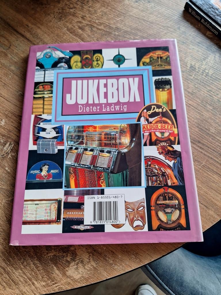 Jukebox - Dieter Ladwig - De Geschiedenis van de Jukebox, Ophalen of Verzenden, Zo goed als nieuw