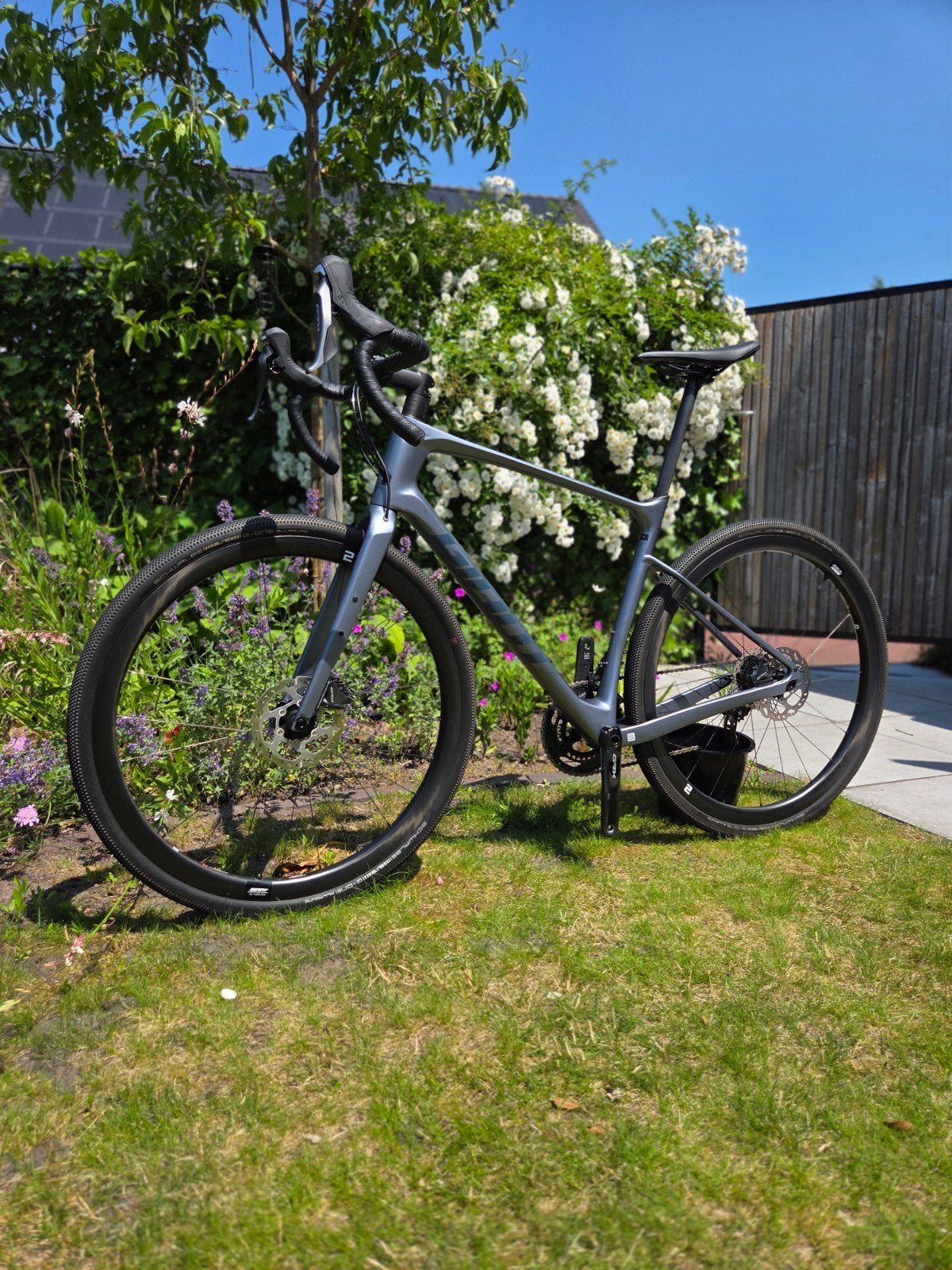 Giant Revolt Advanced 0 Gravel 2022 carbon nette staat!, Fietsen en Brommers, Ophalen, 28 inch, Giant, Zo goed als nieuw