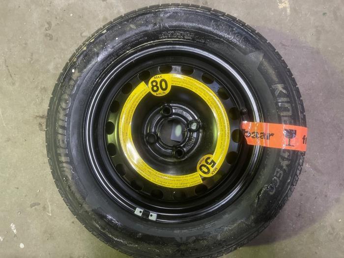 Krikset + reservewiel van een Volkswagen UP, Gebruikt, -, -, -