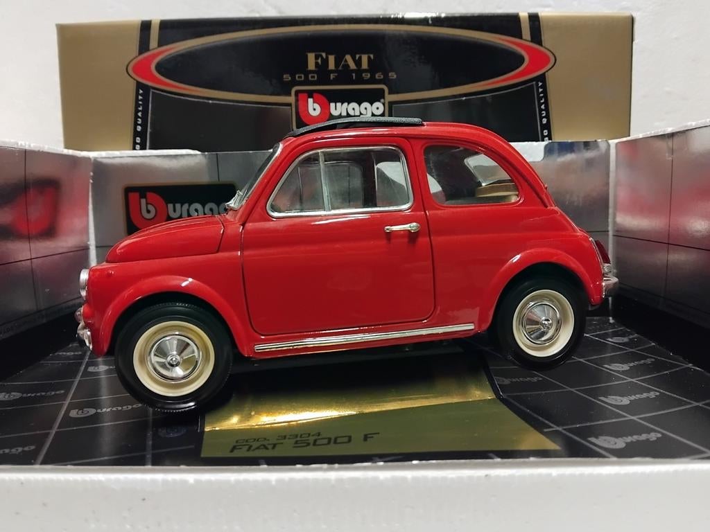 Fiat 500 F open top rood 1965 Bburago metal 1:18 KRD, Hobby en Vrije tijd, Modelauto's | 1:18, Ophalen of Verzenden, Zo goed als nieuw