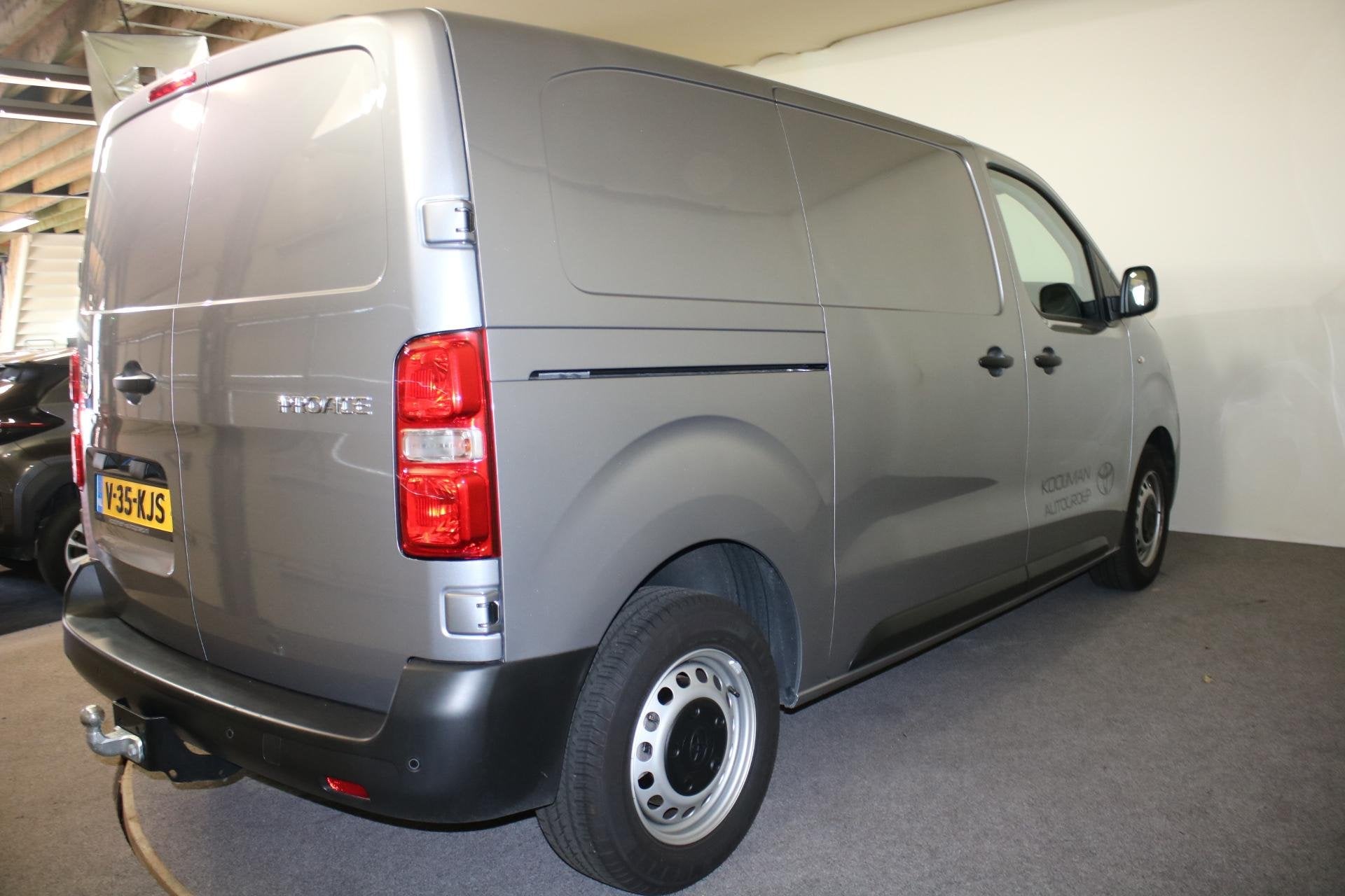 Toyota PROACE Worker 2.0 D-4D L1 Challenger Trekhaak-Lat om, Auto's, Bestelauto's, Stof, Euro 6, 2500 kg, Toyota