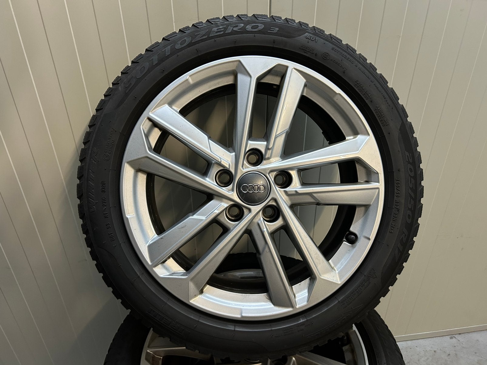 Originele Audi A3 S3 8Y 17 inch 5x112 Pirelli winter 2020, Ophalen, Audi, Gebruikt, Banden en Velgen