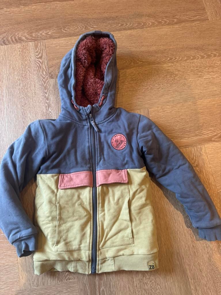 Z8 warm vest, Kinderen en Baby's, Kinderkleding | Maat 128, Ophalen of Verzenden, Zo goed als nieuw, Jongen, Trui of Vest