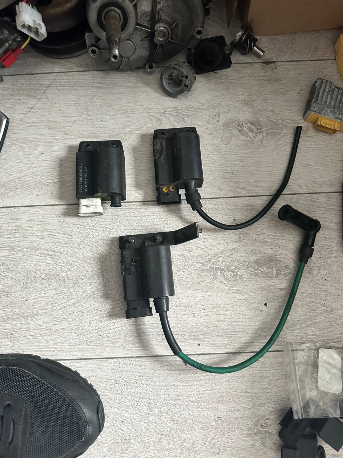 Piaggio 4 takt cdi 25 begrenst en 2 onbegrenste, Fietsen en Brommers, Ophalen of Verzenden, Zo goed als nieuw, Piaggio