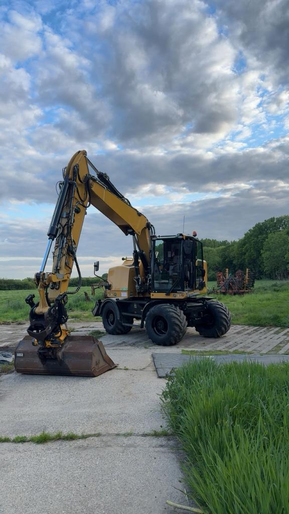 CAT M314F Mobiele Kraan - Krachtig en Veelzijdig, Zakelijke goederen, Ophalen, Graafmachine