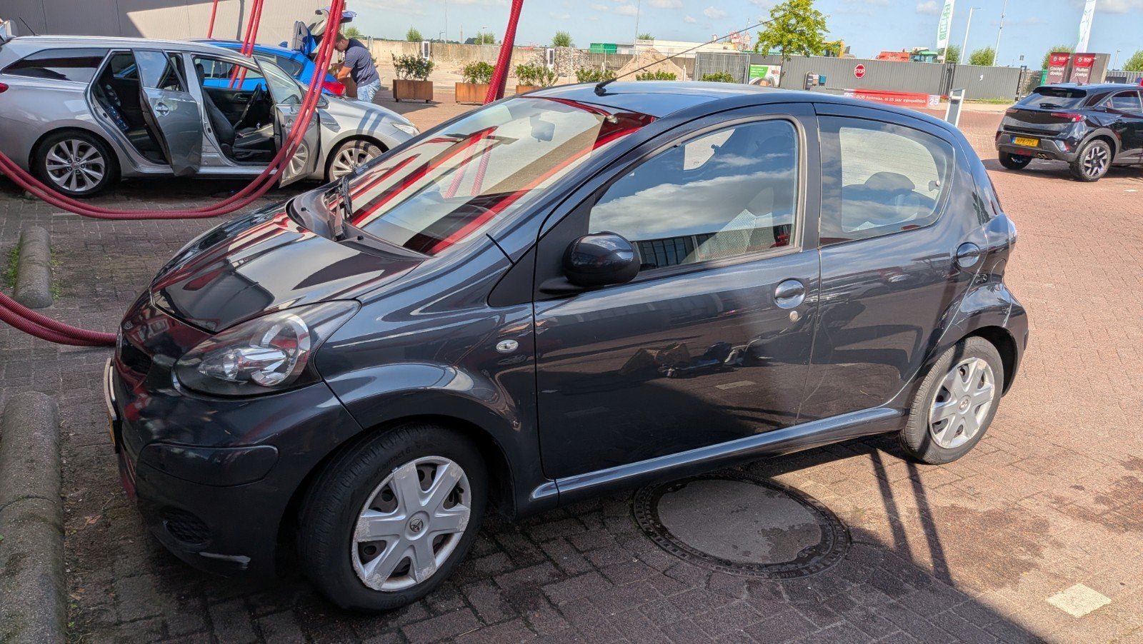 Toyota Aygo 1.0 12V Vvt-i 5DRS 2009 Grijs, Voorwielaandrijving, 4 stoelen, 68 pk, Origineel Nederlands