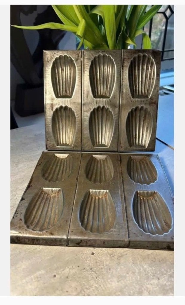 2 x Antiek Franse bakvorm madeleines, Franse cakejes, Ophalen of Verzenden