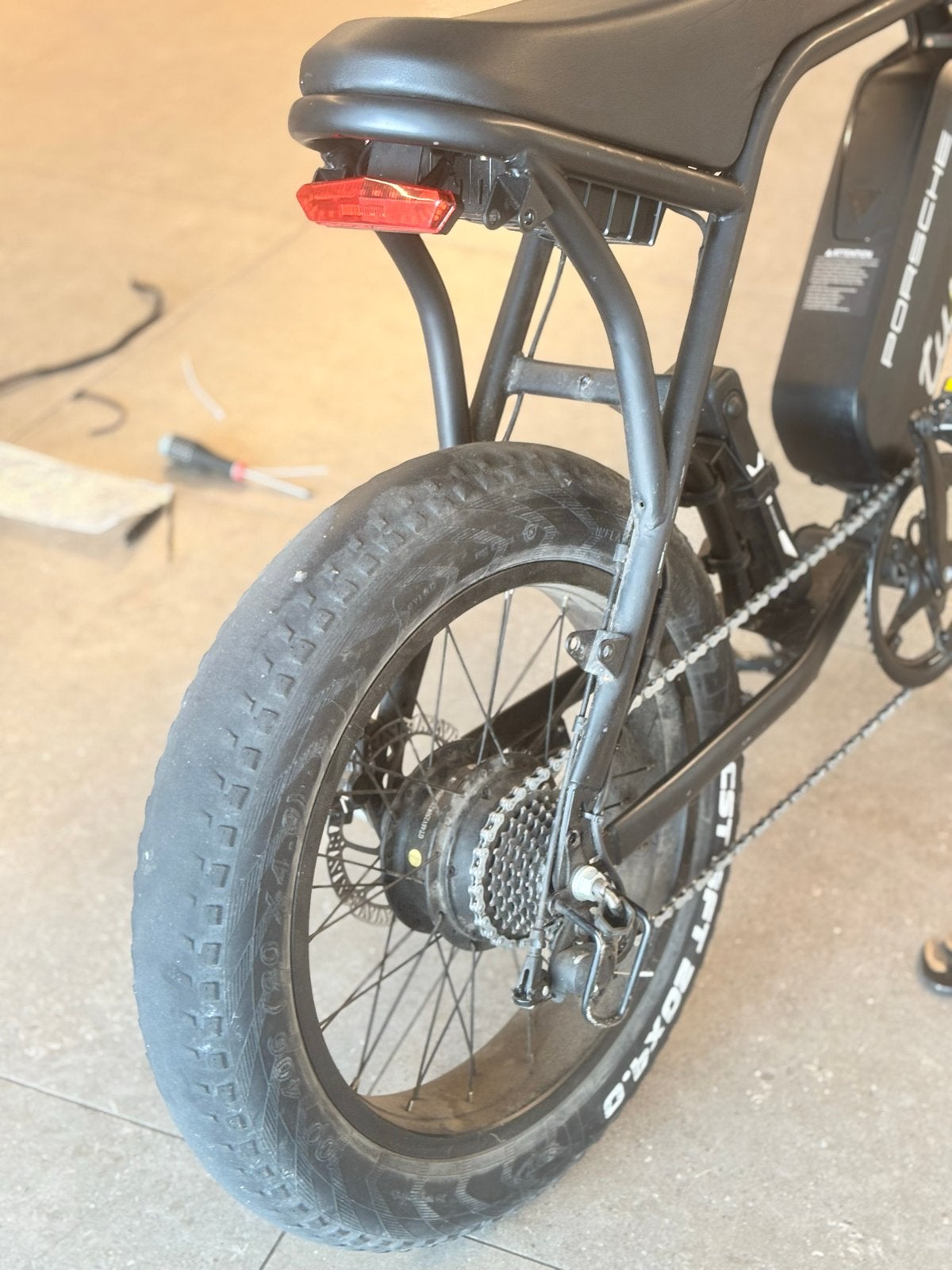 Porsche Turbo E-bike Fatbike - Zo goed als nieuw, Zo goed als nieuw, 51 tot 55 cm, 50 km per accu of meer, Ophalen