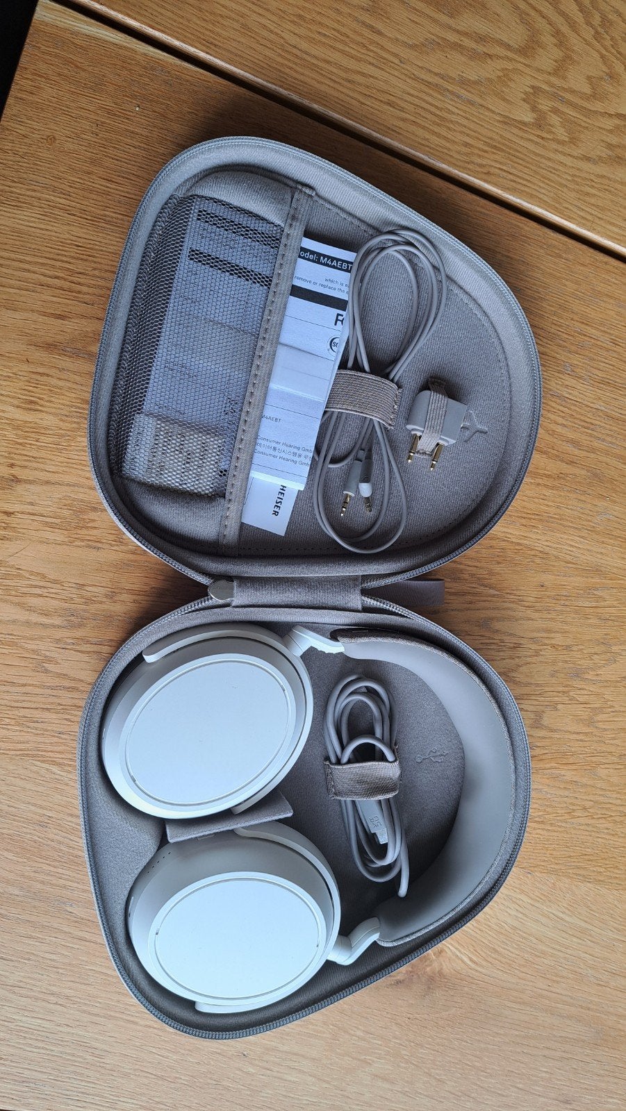 sennheiser momentum 4 wireless overear, Ophalen of Verzenden, Zo goed als nieuw, Sennheiser