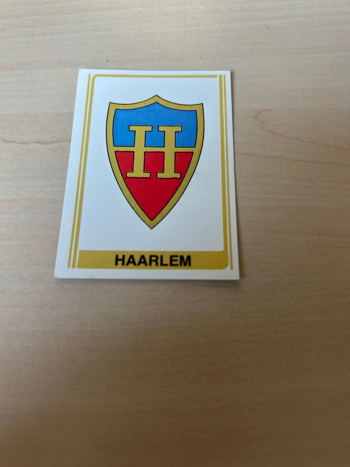 Panini Voetbal 79 sticker embleem Haarlem, Ophalen of Verzenden, Zo goed als nieuw, Sticker