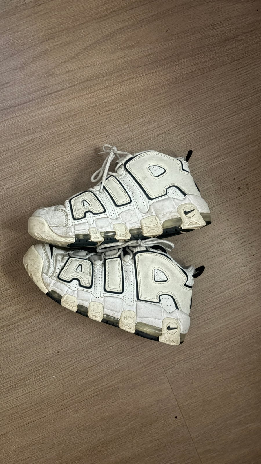 Nike Air More Uptempo '96 Witte Sneakers maat 41, Ophalen of Verzenden, Gedragen, Wit, Sneakers of Gympen