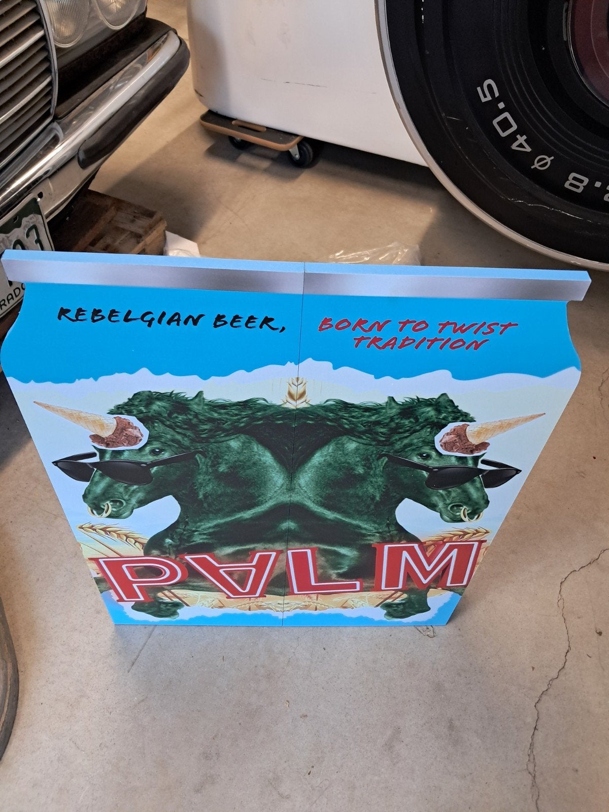 Uniek dart kabinet van palm bier nieuw in doos,prachtig item, Eu, Gebruiksvoorwerp, Eu, Nieuw