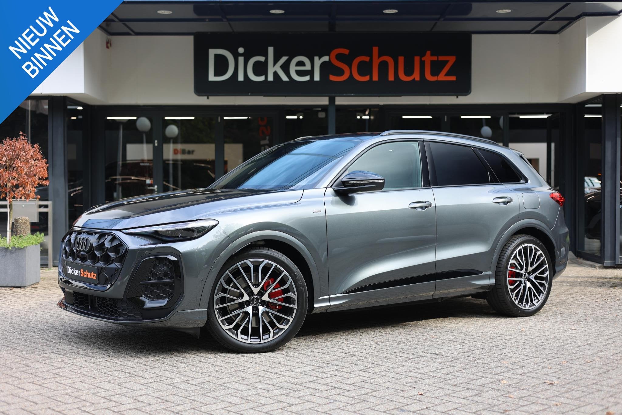 Audi Q5 e-hybrid quattro Competition Tech Pro | Pano | Trekh, Automaat, Stof, 4 cilinders, 150 min