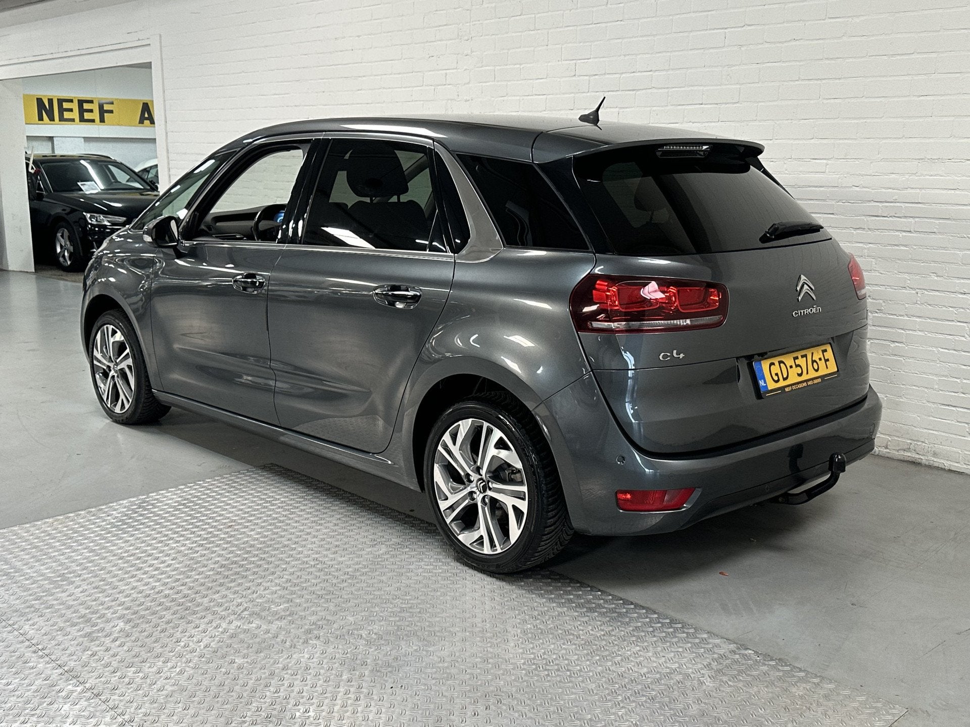 Citroën C4 Picasso 1.2 PureTech Intensive CLIMA / CRUISE /C, Auto's, Citroën, Voorwielaandrijving, Dealer onderhouden, Stof, Gebruikt