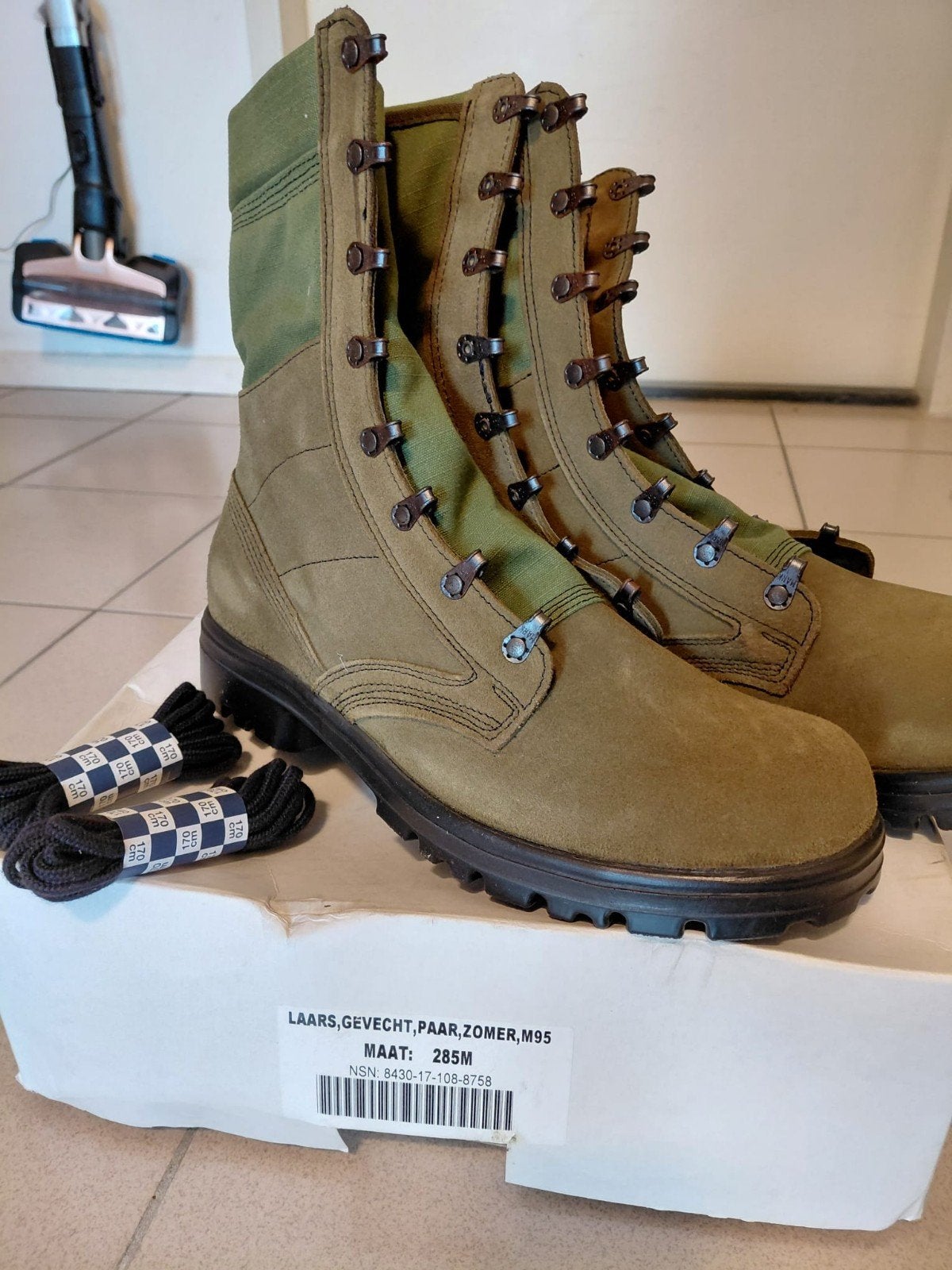 Militair Jungle/zomer Boots nieuw!, Ophalen of Verzenden, Landmacht, Nederland, Kleding of Schoenen