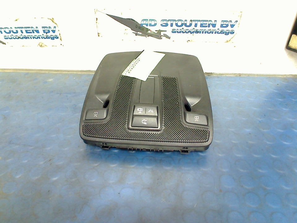 Binnenverlichting Mercedes-Benz A (W176) A00090065039051, Gebruikt, Mercedes-Benz AG, Mercedes-Benz, Mercedesstraße 120, Stuttgart 70372, , Duitsland