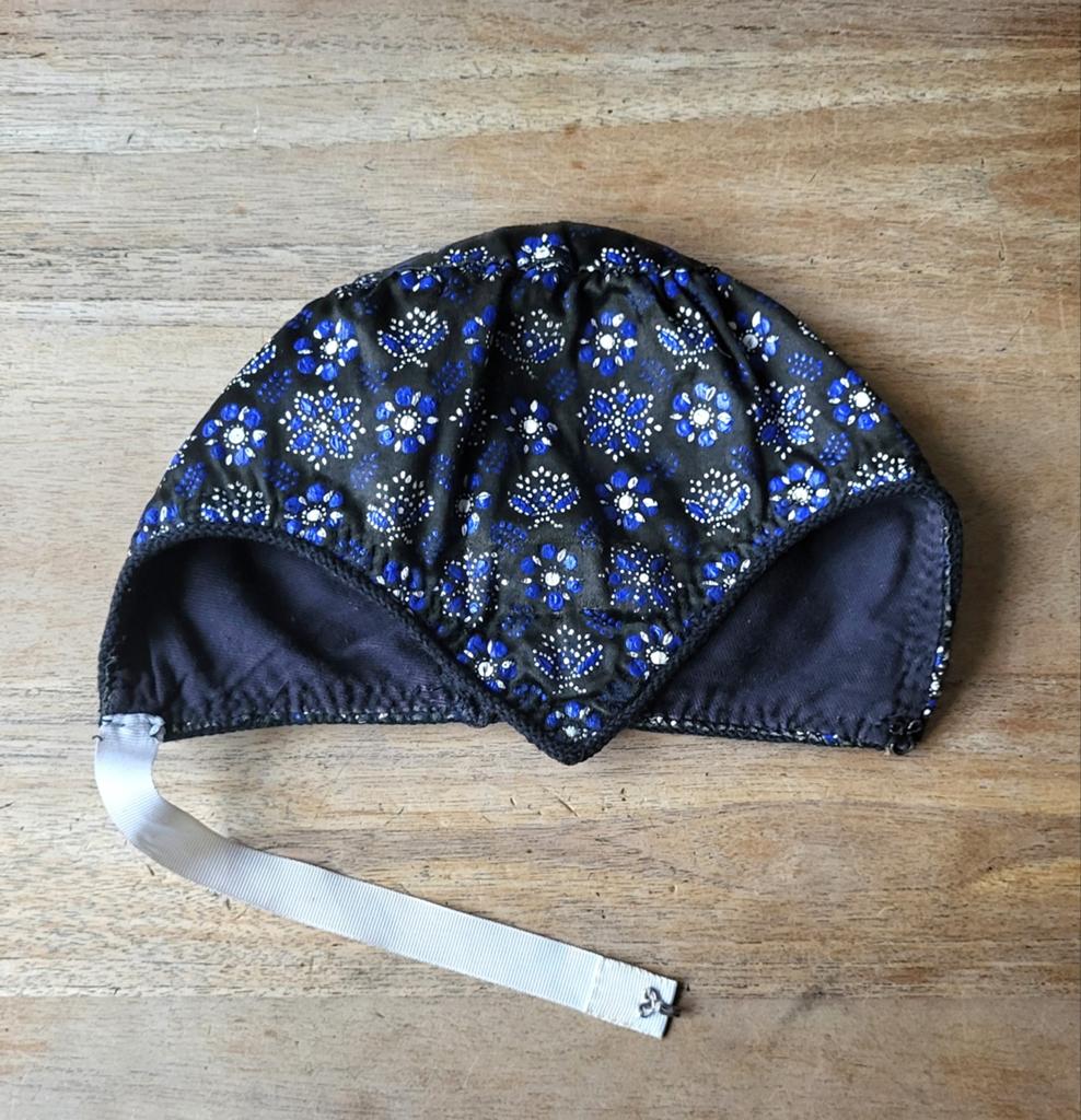 Staphorster muts met Staphorster stipwerk, Ophalen of Verzenden, Dames