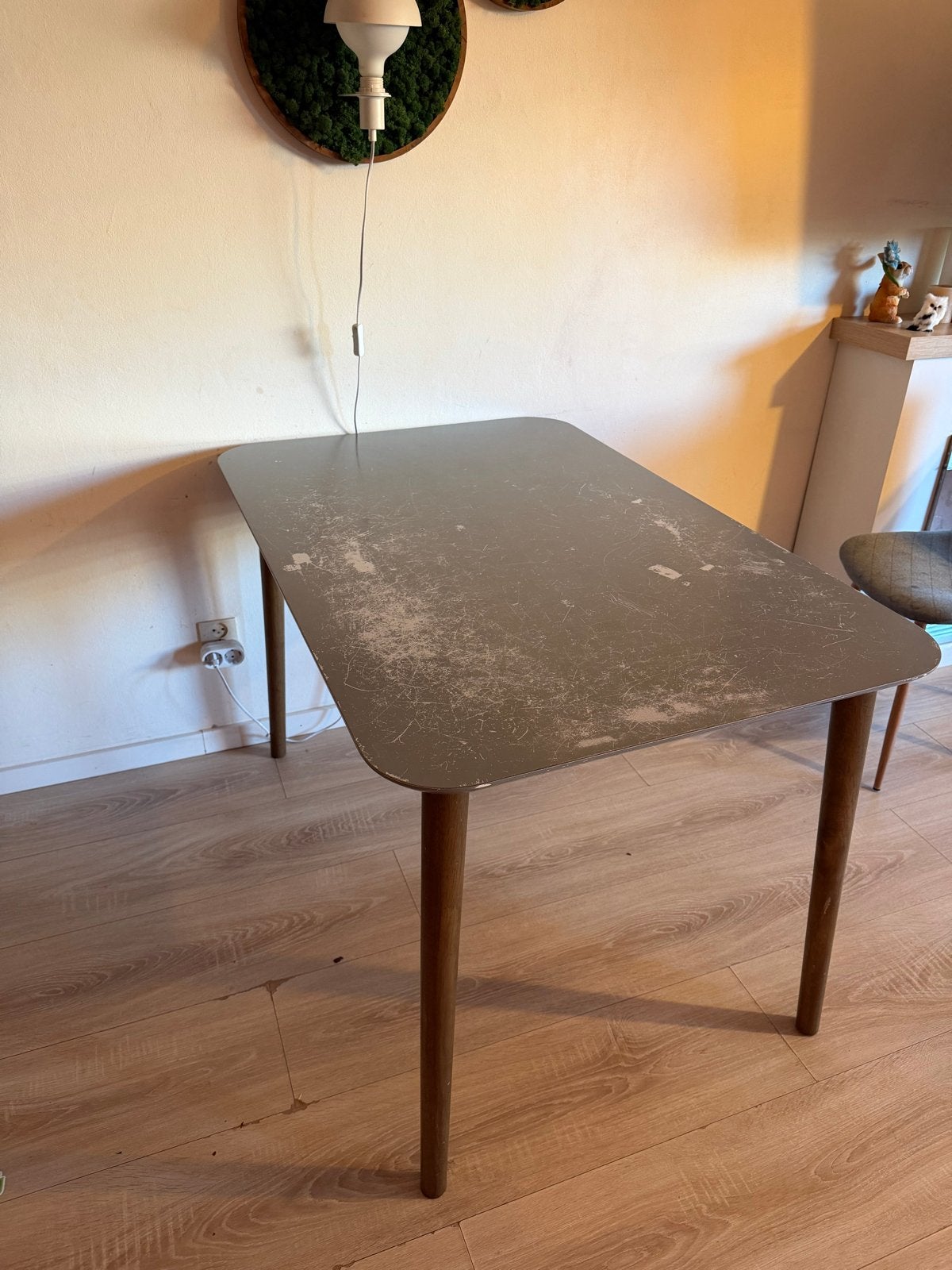 Stanley tafel met gebruikssporen - Ophalen 25-29 juli, Ophalen, Gebruikt, 100 tot 150 cm, 50 tot 100 cm