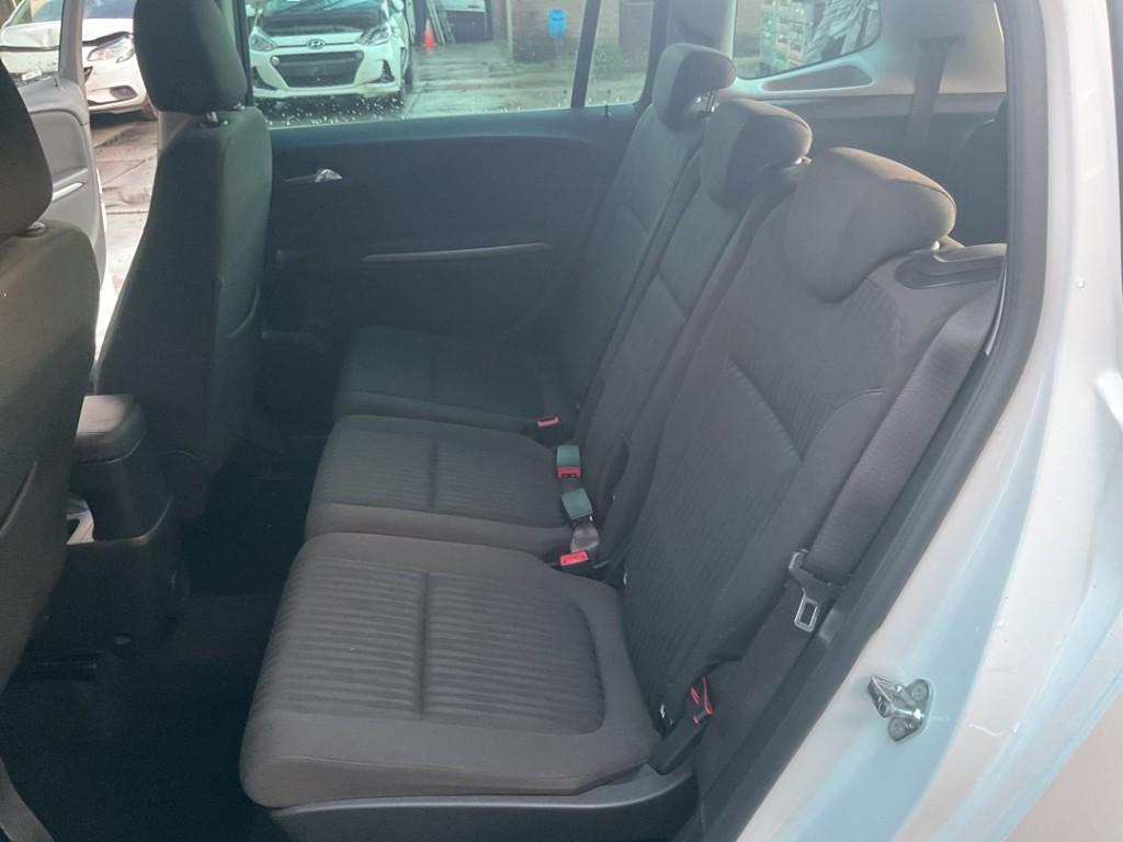 Interieur Opel Zafira Tourer (P12) (2011-10/2018-05), Auto-onderdelen, Gebruikt, Bahnhofsplatz, Rüsselsheim am Main 65423, , Duitsland