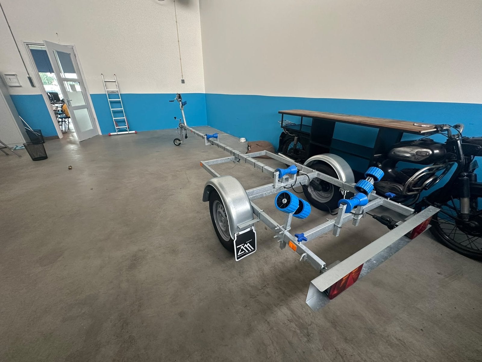 Boottrailer 650 kg - bouwjaar 2024 - zo goed als nieuw, Ophalen, Minder dan 1500 kg, Sloepentrailer, Minder dan 6 meter