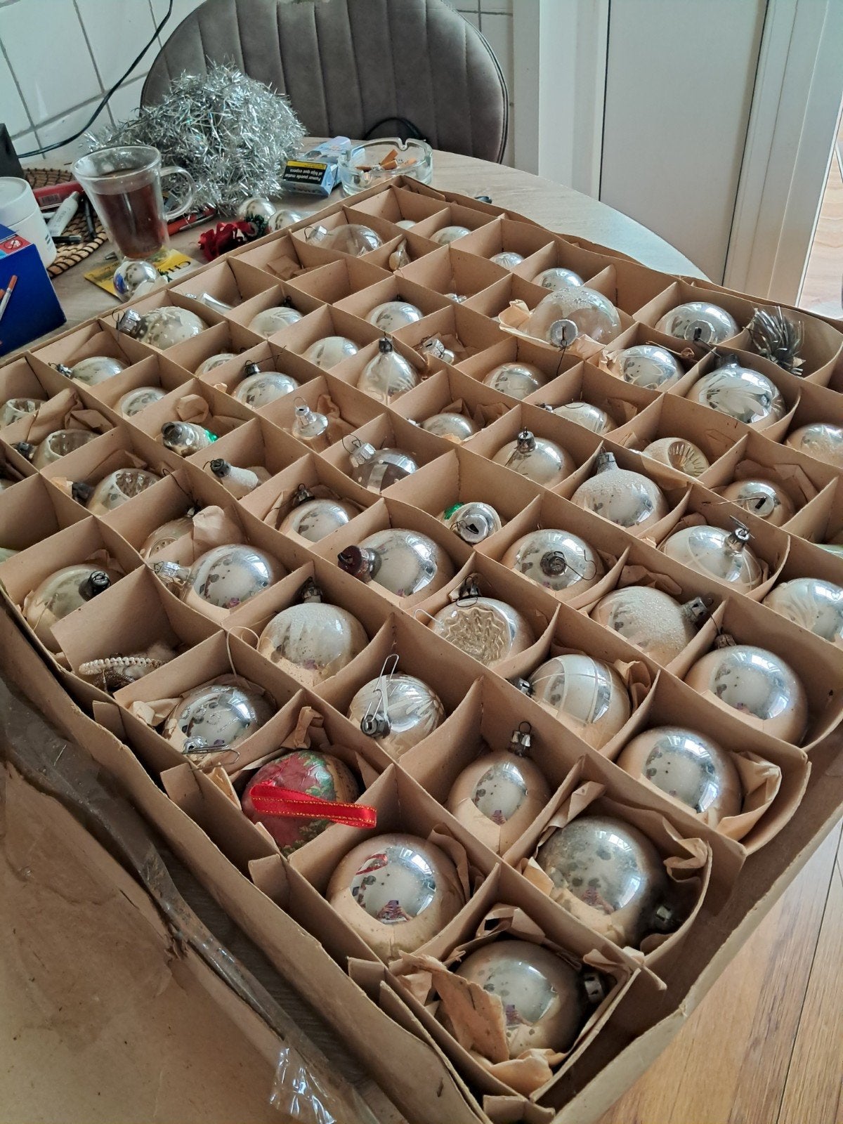 echt vintage ballen van glas , zelfs zeldzame met een deuk, Ophalen