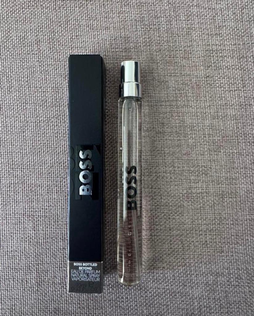 Hugo Boss Botteld Beyond eau de parfum travelspray 10 ml, Verzenden, Nieuw