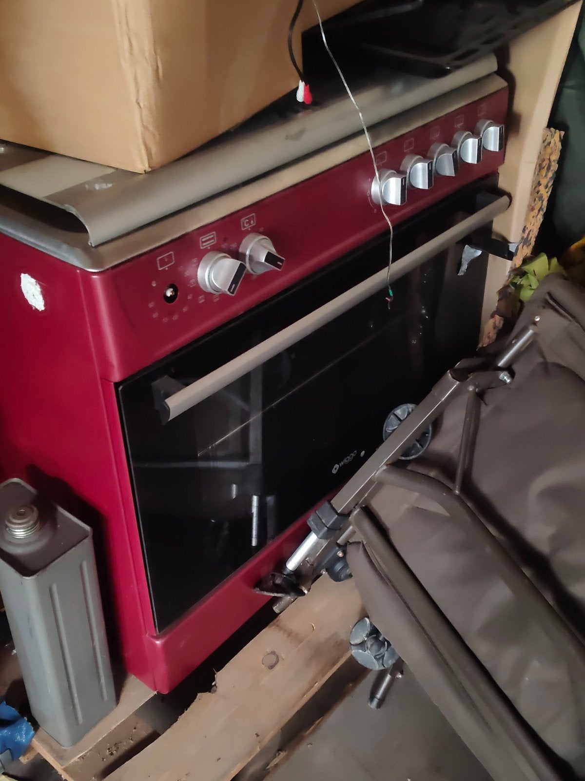 grote gasfornuis met grote oven 220v, Witgoed en Apparatuur, Ophalen of Verzenden, 60 cm of meer, 60 cm of meer