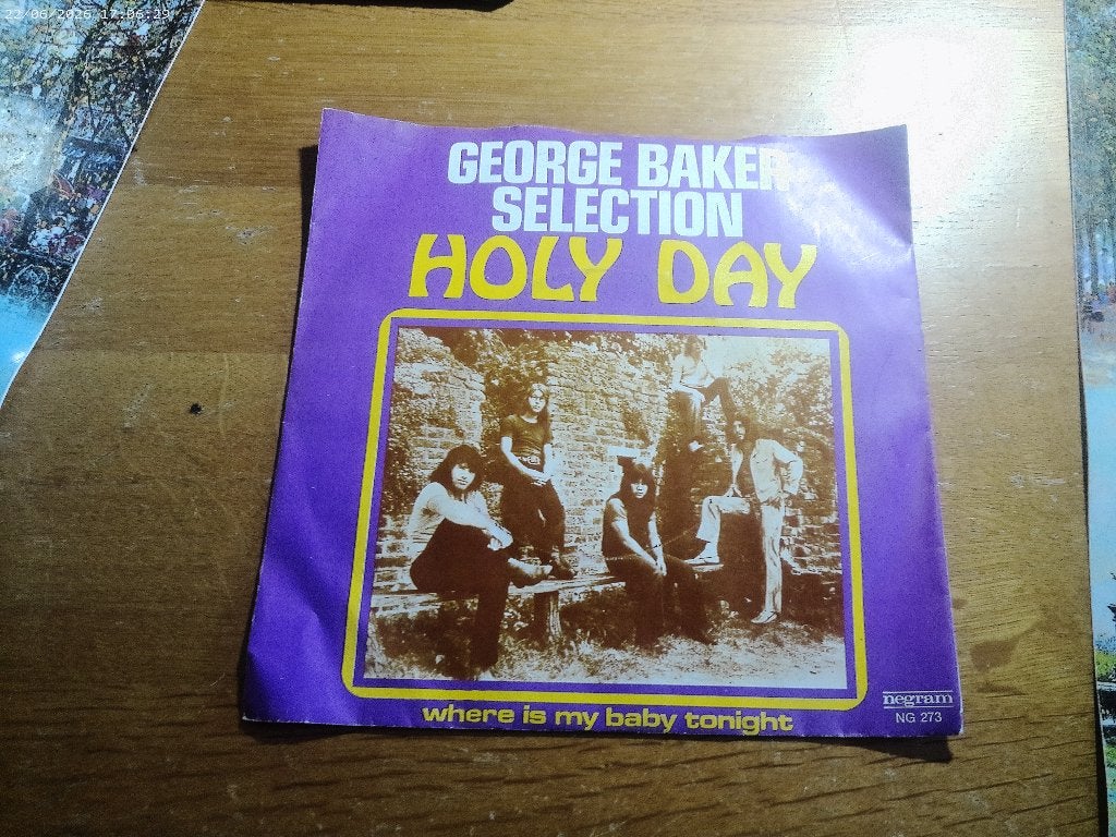 George Baker Selection - Holy Day, Gebruikt, Fotohoes, 7 inch, Single
