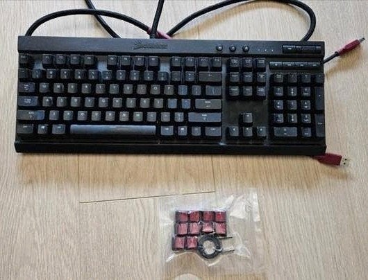 Corsair K70 Mechanisch Toetsenbord - Nette Staat, Ophalen of Verzenden, Zo goed als nieuw, Qwerty, Gaming toetsenbord