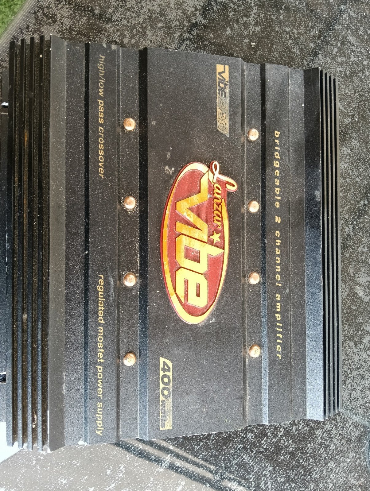 Vibe VBE 220 2-kanaals versterker 400 watt, Ophalen, Gebruikt