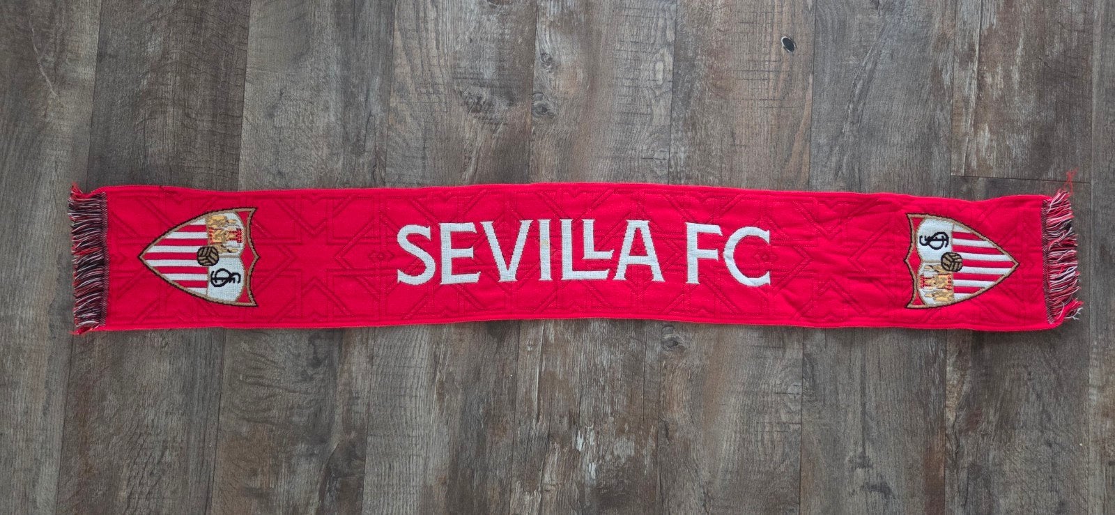 Sjaal Sevilla FC, Verzamelen, Ophalen of Verzenden, Zo goed als nieuw, Buitenlandse clubs, Vaantje of Sjaal